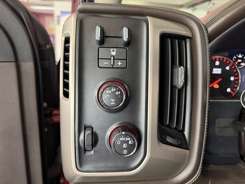 Used 2016 GMC Sierra 1500 Denali w/ Enhanced Driver Alert Package AWD/4WD image 13
