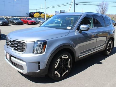 Used 2024 Kia Telluride S w/ S Sunroof Package AWD/4WD image 2