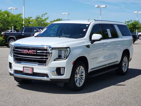 Used 2023 GMC Yukon XL SLT AWD/4WD image 37
