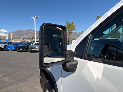 Used 2024 Chevrolet Silverado 2500 LT image 43