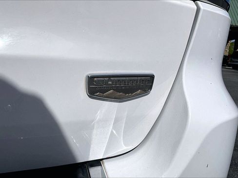 Used 2019 Jeep Grand Cherokee Summit AWD/4WD image 8