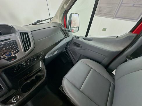 Used 2018 Ford Transit 250 130 Medium Roof RWD image 11