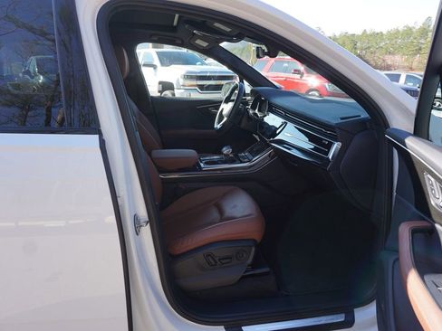 Used 2021 Audi Q7 3.0T Premium Plus w/ Executive Package image 19
