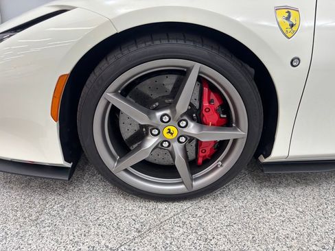 Used 2020 Ferrari F8 Tributo RWD image 23