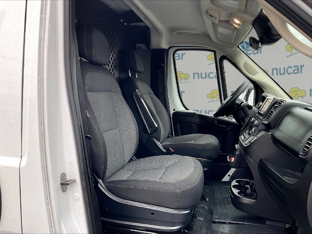 Used 2025 RAM ProMaster 2500 w/ U-Haul Equipment Group FWD image 11
