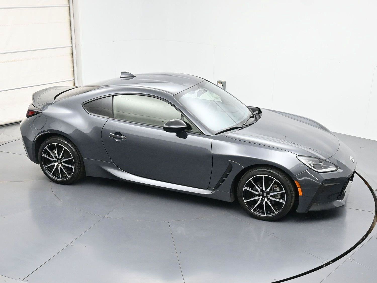 Used 2024 Toyota GR86 RWD image 31