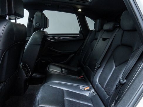 Used 2017 Porsche Macan S image 27