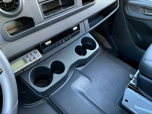 New 2025 Mercedes-Benz Sprinter 2500 image 11