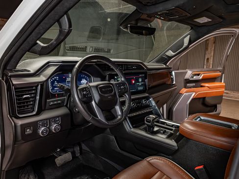 Used 2022 GMC Sierra 1500 Denali Ultimate image 14