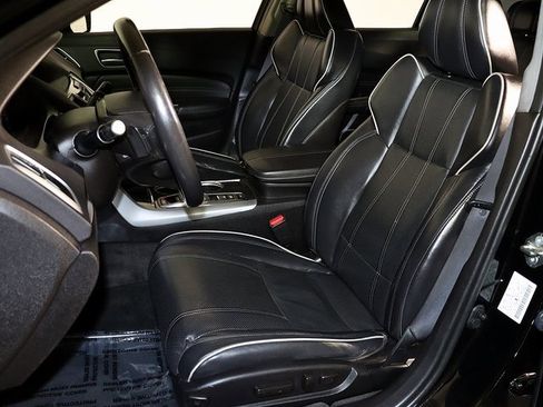 Used 2018 Acura TLX V6 SH-AWD w/ Advance Package image 4