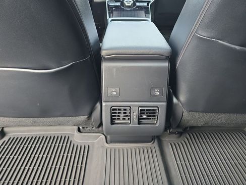 Used 2023 Toyota bZ4X XLE image 25