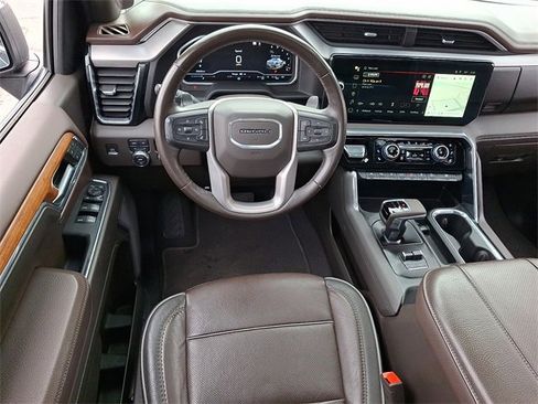 Used 2023 GMC Sierra 1500 Denali w/ Denali Reserve Package image 11