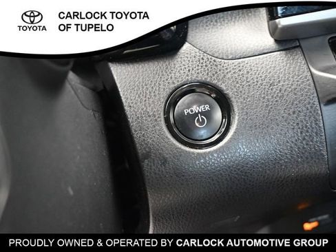 Used 2025 Toyota Camry SE w/ Convenience Package image 17