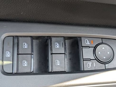 Used 2024 Nissan Pathfinder Rock Creek AWD/4WD image 12