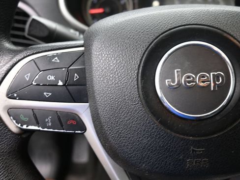 Used 2014 Jeep Cherokee Sport FWD image 15