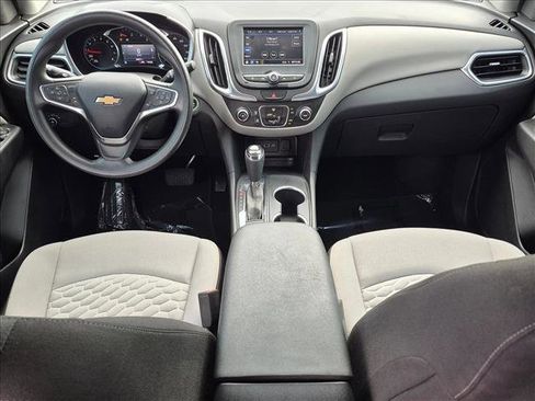 Used 2021 Chevrolet Equinox LT FWD image 16