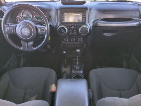 Used 2017 Jeep Wrangler Unlimited Sport image 20