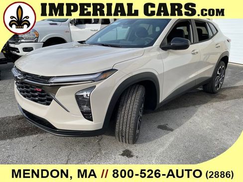 New 2026 Chevrolet Trax RS w/ Sunroof Package image 5