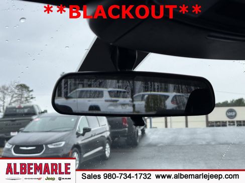 Used 2023 Dodge Charger SXT w/ Blacktop Package image 26