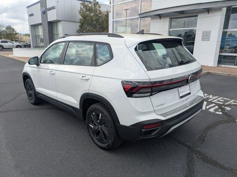New 2026 Volkswagen Taos S FWD image 7