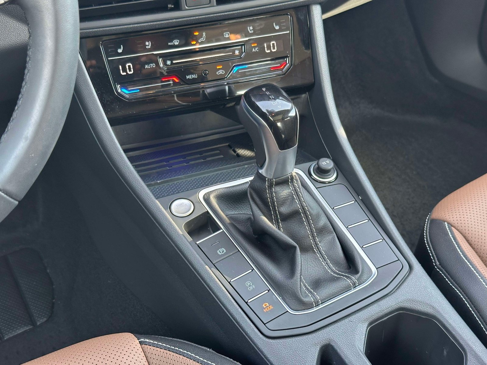 Certified 2026 Volkswagen Jetta SEL FWD image 20