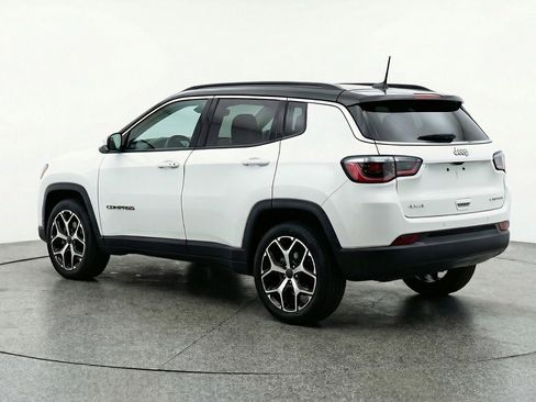 Used 2025 Jeep Compass Limited AWD/4WD image 6