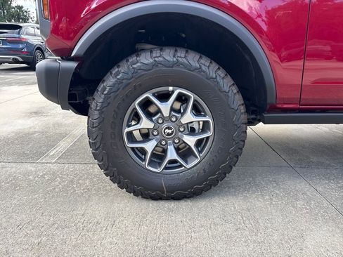 New 2025 Ford Bronco Badlands image 11