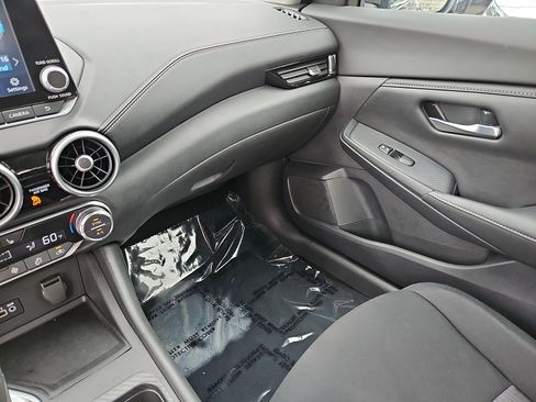 Certified 2022 Nissan Sentra SV w/ All-Weather Package FWD image 22