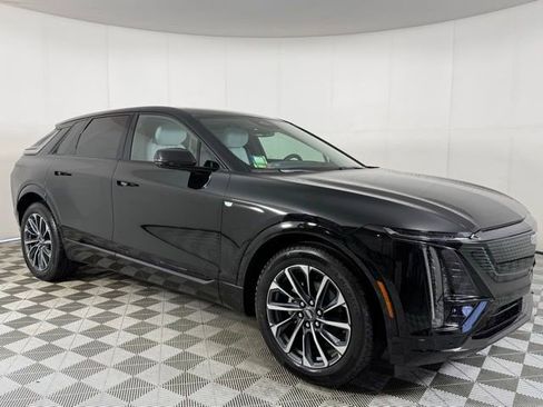 New 2026 Cadillac Lyriq Sport image 5