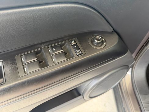 Used 2017 Jeep Compass Sport w/ Power Value Group AWD/4WD image 10