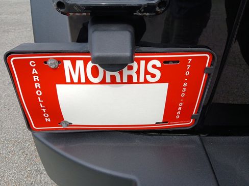 Used 2014 Jeep Wrangler Unlimited Rubicon image 23