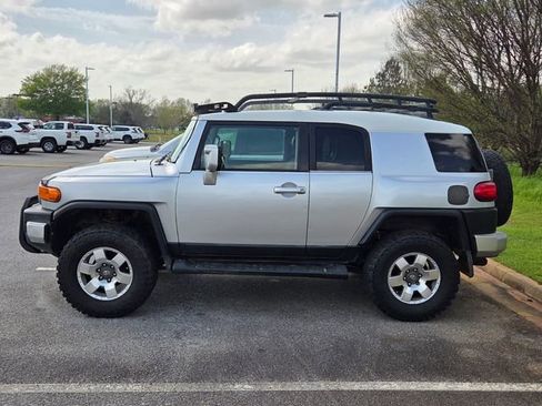 Used 2007 Toyota FJ Cruiser 4WD image 4