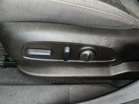 Used 2022 Chevrolet Equinox LT image 3