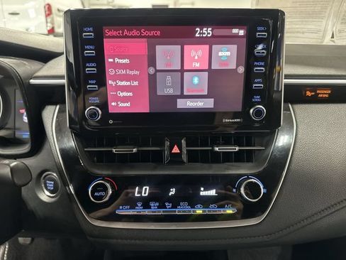 Used 2021 Toyota Corolla SE FWD image 16