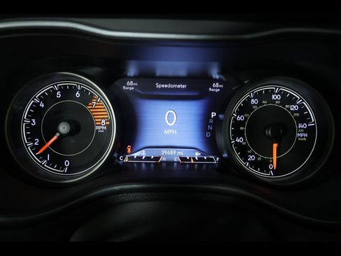 Used 2022 Jeep Cherokee Latitude Lux w/ Sun & Sound Group image 24