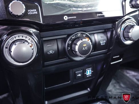 Used 2024 Toyota 4Runner TRD Off-Road Premium image 39