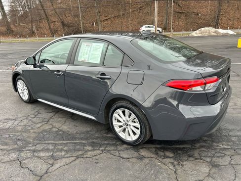 Certified 2024 Toyota Corolla LE image 3