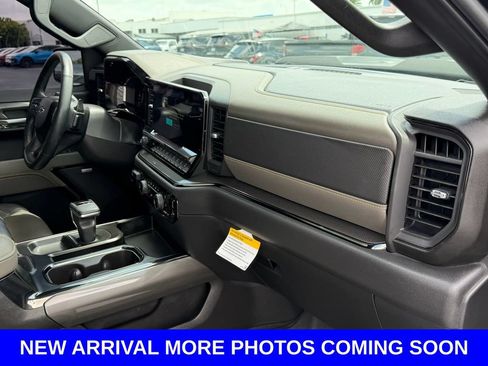 Used 2024 Chevrolet Silverado 1500 ZR2 AWD/4WD image 18