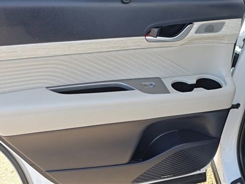 Used 2024 Hyundai Palisade Calligraphy image 16