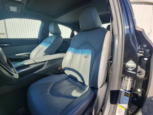 Used 2019 Toyota Avalon XLE w/ Moonroof Package FWD image 22