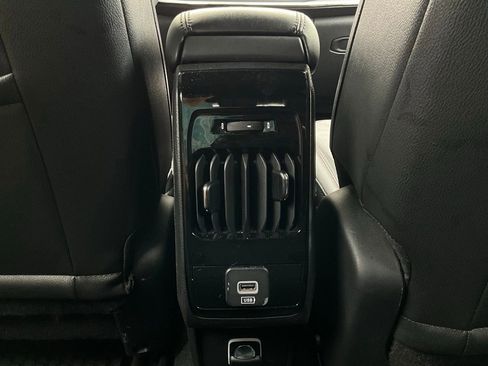 Used 2025 Jeep Compass Trailhawk AWD/4WD image 12
