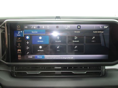 Used 2025 Jeep Wrangler Sahara image 22