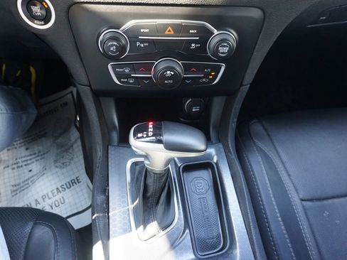 Used 2016 Dodge Charger R/T w/ Plus Group RWD image 10