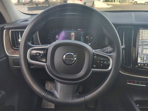 Certified 2023 Volvo XC60 B5 Plus w/ Climate Package image 13