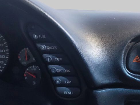 Used 1998 Chevrolet Corvette Coupe w/ Performance Handling Pkg image 24