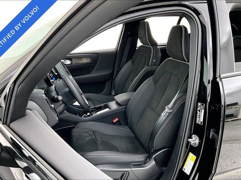 Certified 2023 Volvo XC40 Recharge Plus AWD/4WD image 32