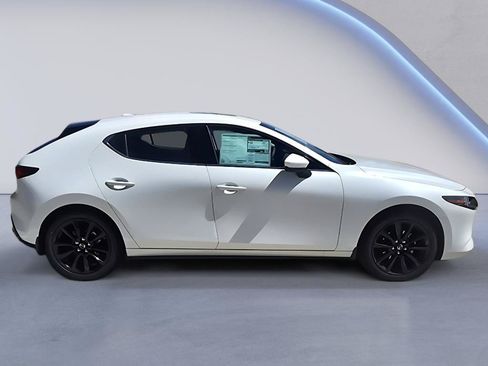New 2026 MAZDA MAZDA3 2.5 S Hatchback w/ Premium Pkg FWD image 6