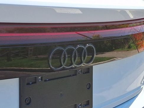 New 2026 Audi SQ8 Prestige AWD/4WD image 21