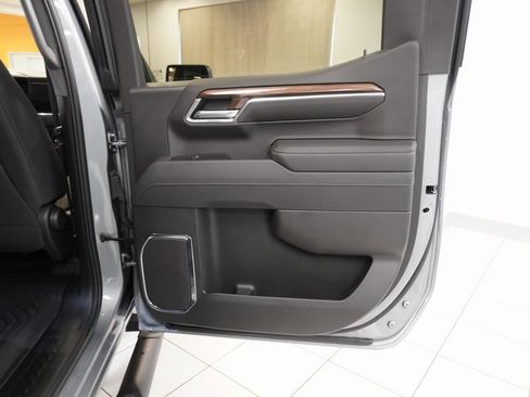 Used 2025 Chevrolet Silverado 1500 LT Trail Boss w/ Protection Package image 23