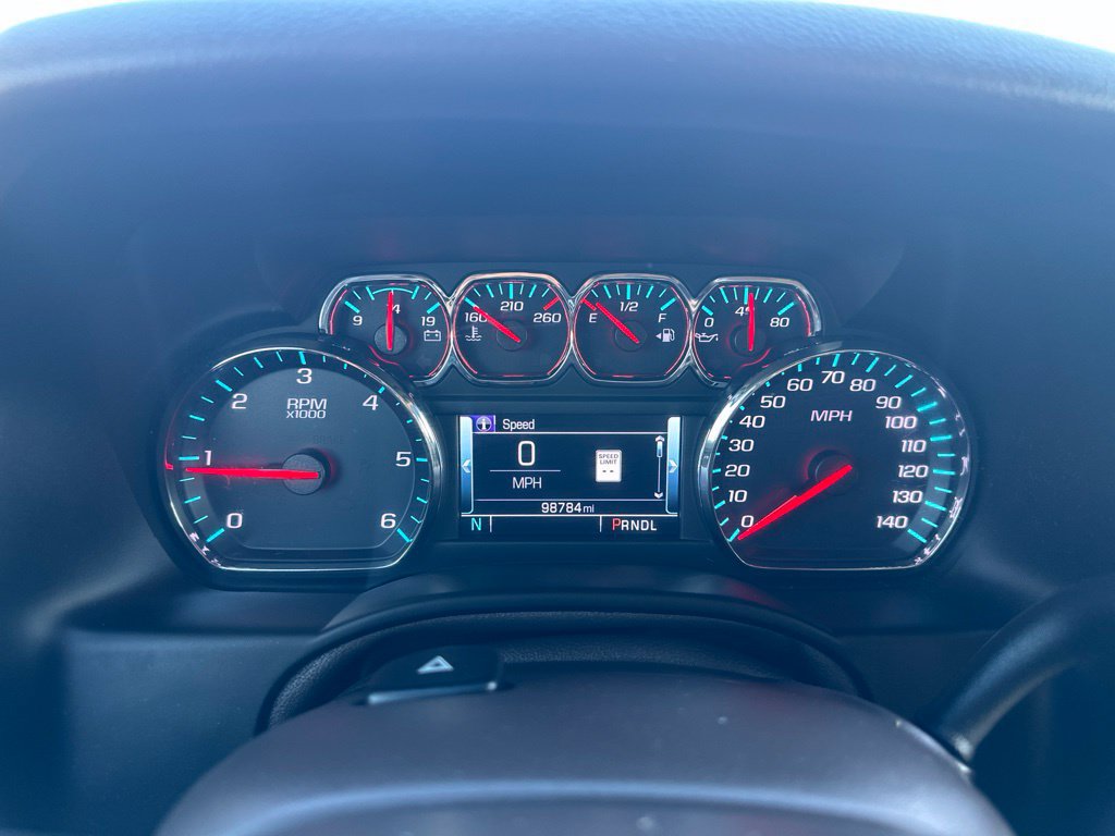 Used 2019 Chevrolet Suburban Premier AWD/4WD image 2